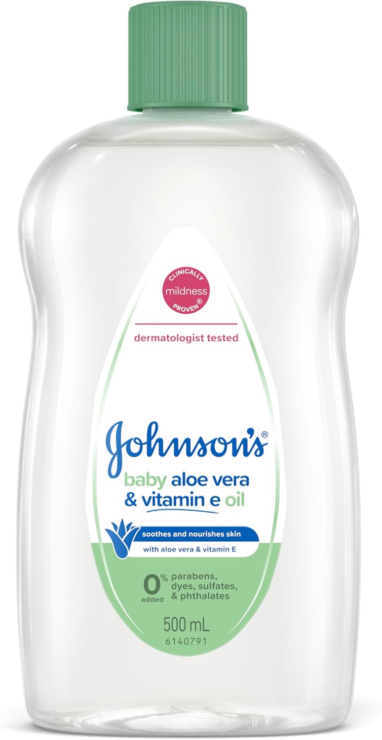 Johnson's Baby Aloe Vera & Vitamin E Gentle Mild Soothing Moisturising Baby Oil 500mL | Leaves skin soft, smooth and well-moisturised|Great as a baby massage oil