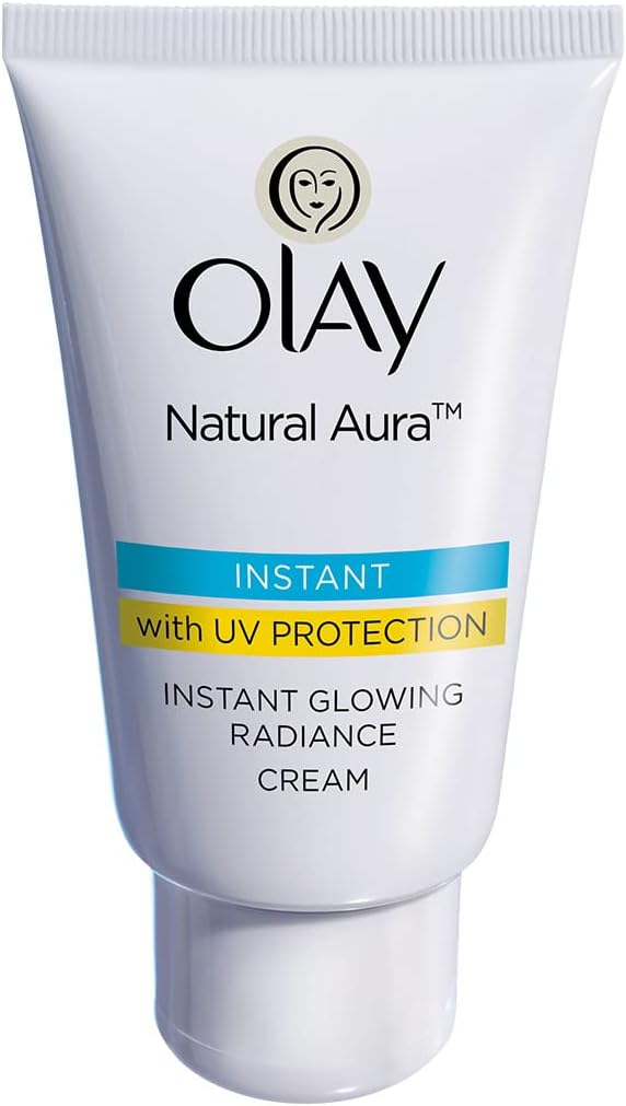 Olay Natural White Light Instant Glowing Fairness, 40gm