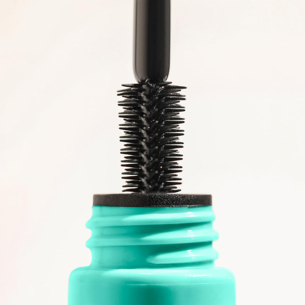 Milani Highly Rated Lash Extensions Tubing Mascara for Added Length and Lift - Black - As Seen on Tik Tok