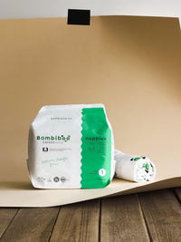 Bambiboo Baby Nappies 1 Newborn (2-4 kg) COTTONWEAR - Newborn Baby Disposable Nappies with Organic Cotton and Botanicals with Navel Cut-Out - Premature Baby Nappies Pack of 28
