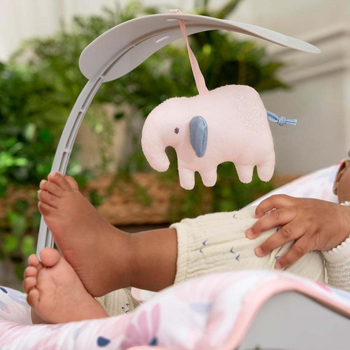 Ingenuity Keep Cozy 3-in-1 Grow with Me Vibrating Baby Bouncer Seat & Infant to Toddler Rocker, Vibrations & Toy Bar, 0-30 Months Up to 40 lbs (Pink Burst)