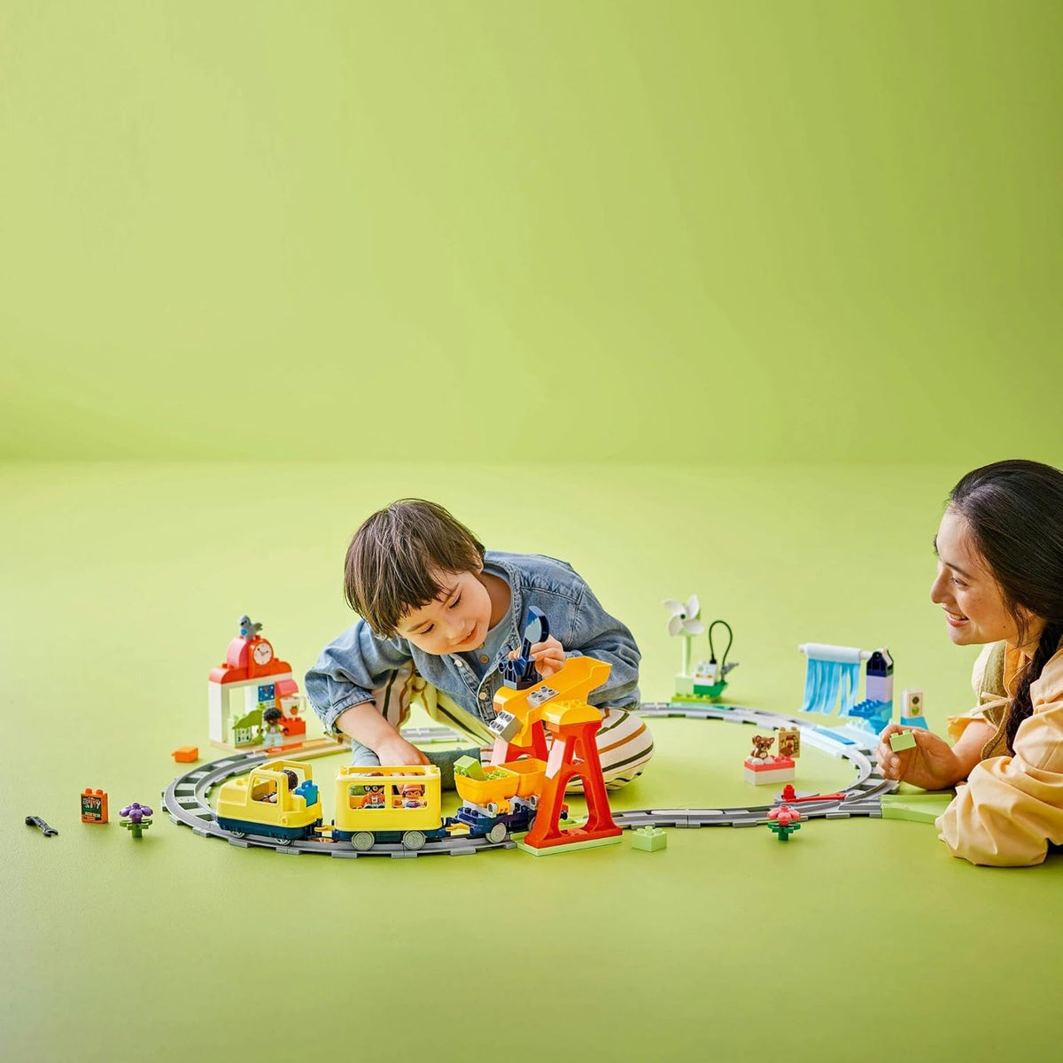 LEGO DUPLO Big Interactive Community Train Set, Toddler Learning Toy for 3+ Year Old Boys & Girls, Kids & Baby Toy with Lights, Sounds, 4 Figures and Train Tracks, Educational Montessori Toy 10428