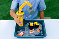 CAT Construction Toys, Dig N' Build Concrete Playset with 12 OZ of Compound - Storage Container