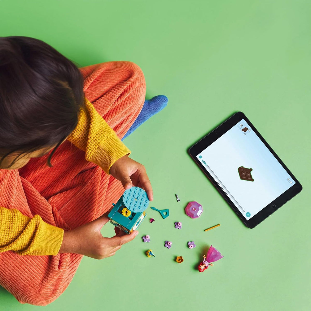 LEGO Disney Twirling Ariel Playset, Princess Toy for 5+ Year Old Girls & Boys,Set for Toddlers 43259