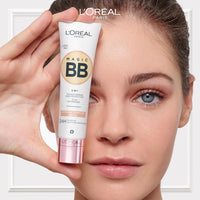Loreal make-up base, 30 ml.
