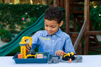 CAT Construction Toys, Dig N' Build Concrete Playset with 12 OZ of Compound - Storage Container