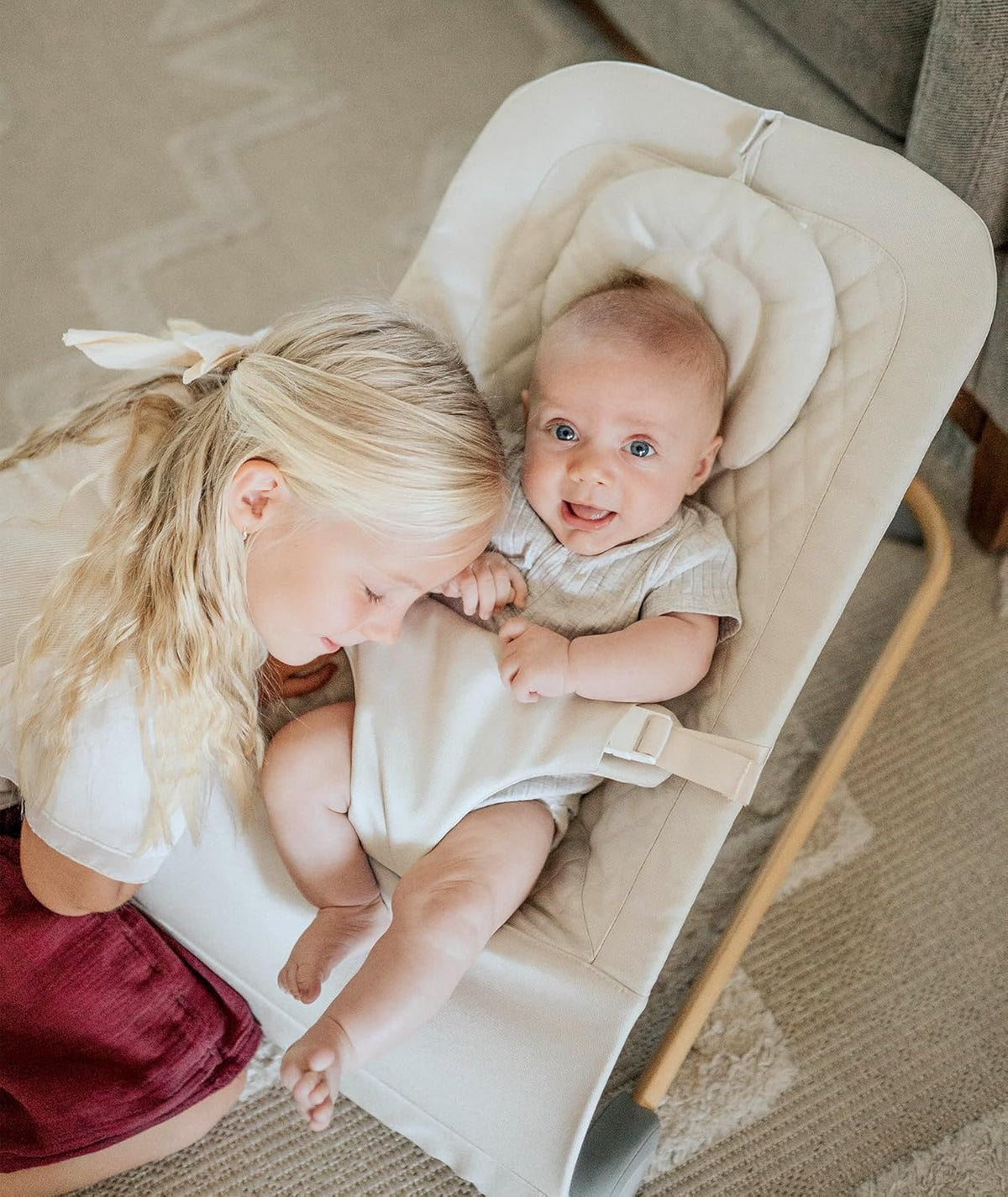 Baby Bouncer, Portable Bouncer Seat for Babies, Portable Bedside Bassinet with Wheels, 7 Height Adjustable Baby Bassinet for Infants, Beige