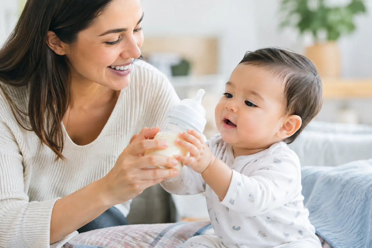 How to Introduce Baby Bottle Without the Fuss