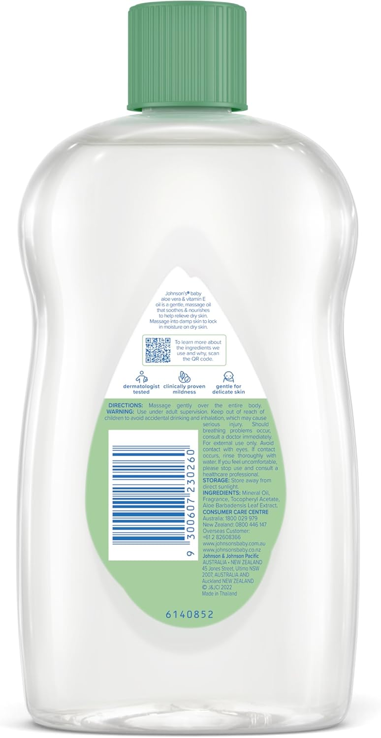 Johnson's Baby Aloe Vera & Vitamin E Gentle Mild Soothing Moisturising Baby Oil 500mL | Leaves skin soft, smooth and well-moisturised|Great as a baby massage oil