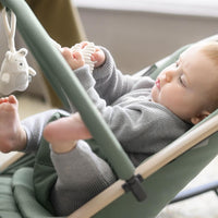 Maxi-Cosi Kori, 2-in-1 Ergonomic Baby Bouncer Chair with Toy Arch, 0-2 Years
