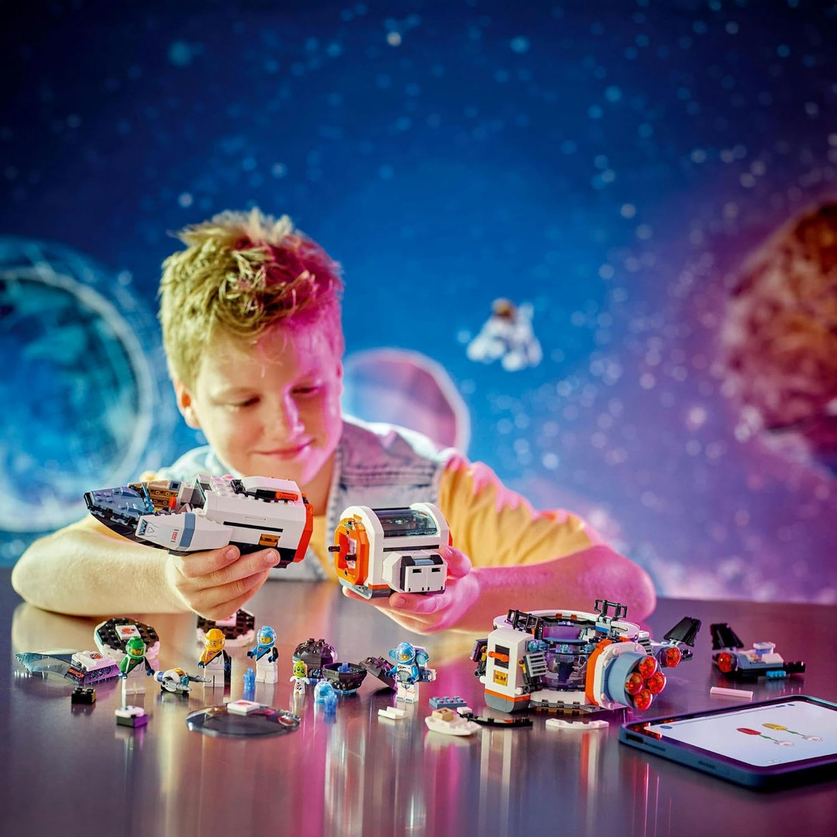 LEGO City Modular Galactic Spaceship Toy for 7+ Year Old Boys & Girls, Building Set with 4 Astronaut Minifigures & an Alien Figure, Kids Space Rocket Toy, STEM Construction Block Playset 60446