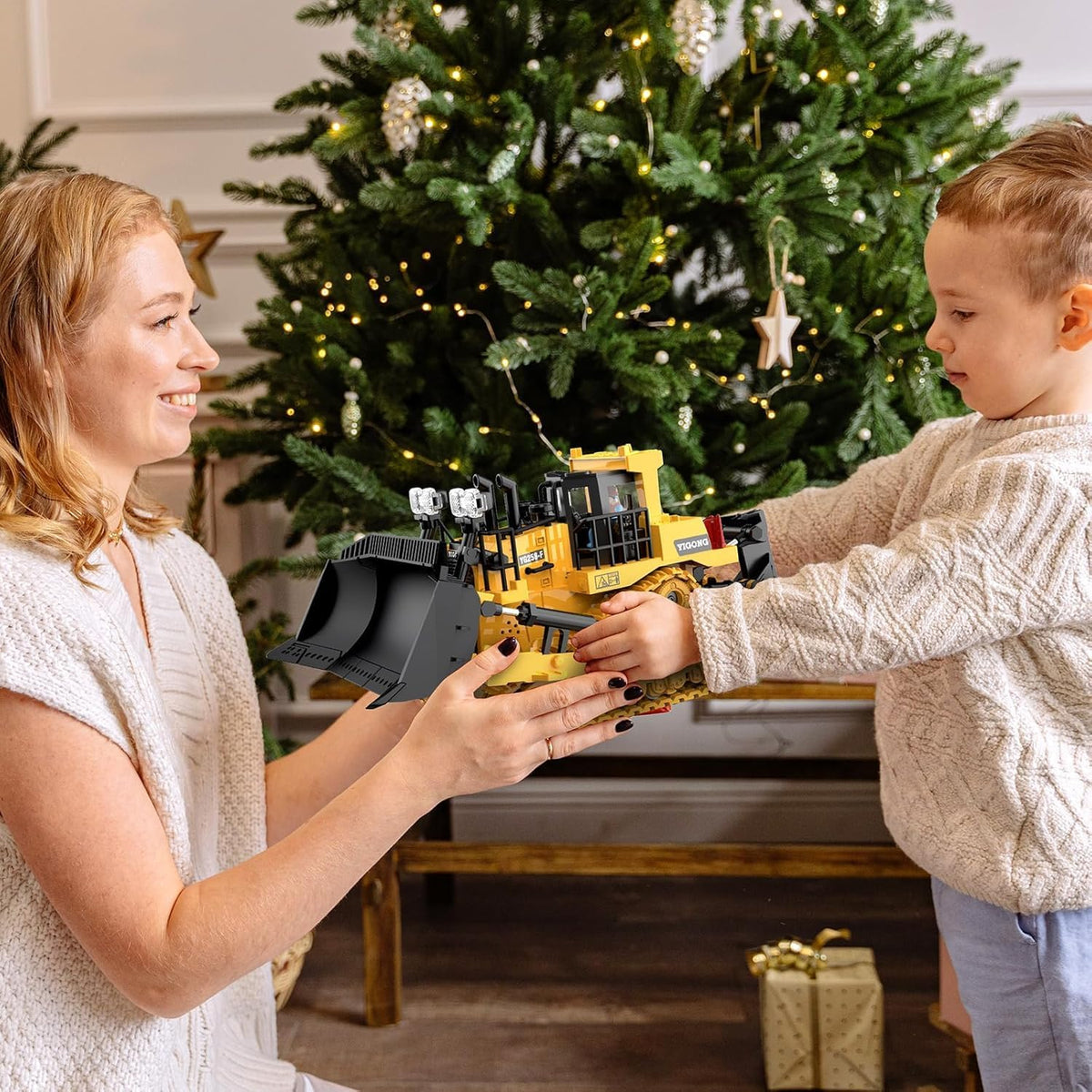 Bulldozer Toys for Boys,Construction Remote Control Bulldozer
