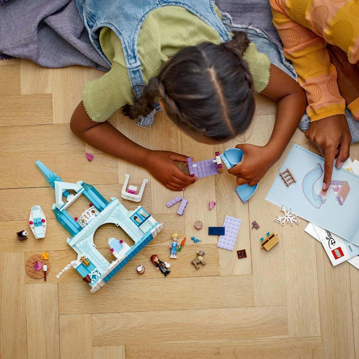 LEGO ǀ Disney Princess Elsa’s Frozen Castle Building Toy for 4+  Role Play 43238